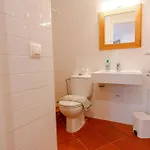 1 -quiet Charming Escape Apartment