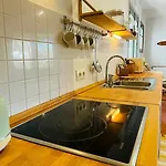 1 -quiet Charming Escape Apartment