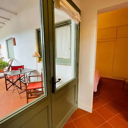 T1- Family Getaway 50m From The