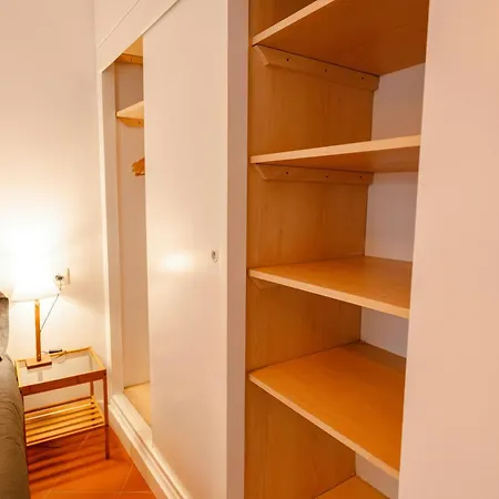 Bright Tamariu Beach - Cozy Coastal Escape T1 *